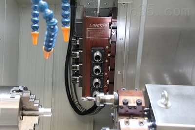 4+4數控車銑復合